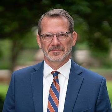 Ian Baucom headshot